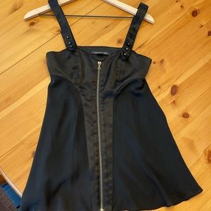 Alexander Wang Black Zip Up Top size 4 ( runs smaller, size 2)